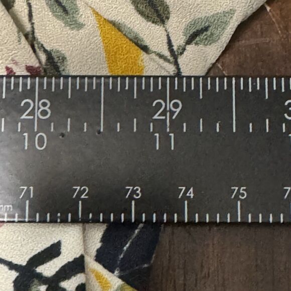 Ava & Viv Blouse Womens 3X Top Beige Green Gold Floral Button Back Autumn - Picture 13 of 14